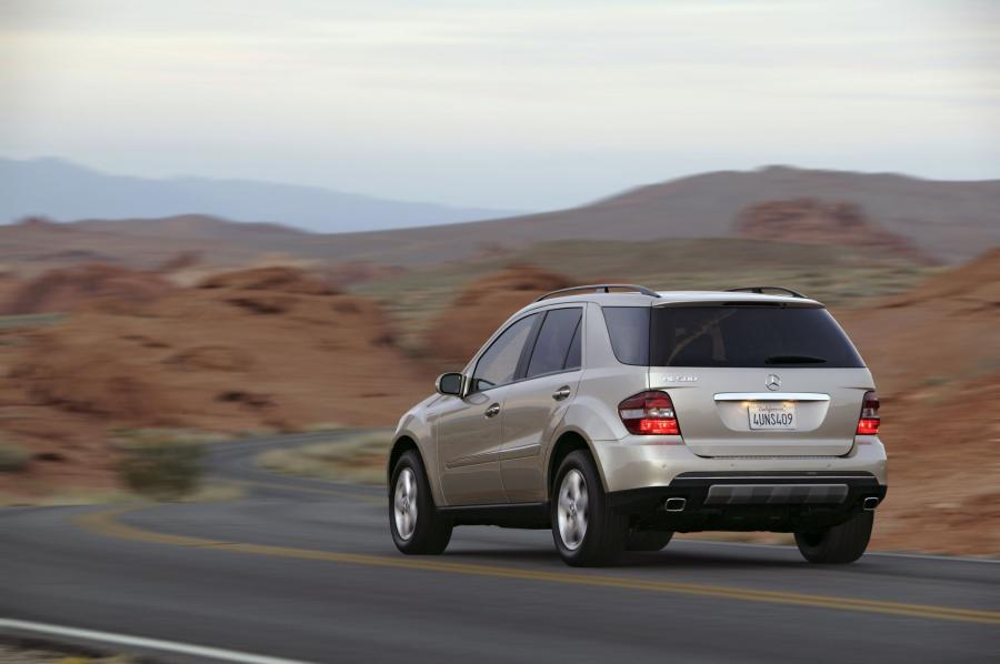  Mercedes-Benz ML-Class 2006 года  (фото 144 из 400)